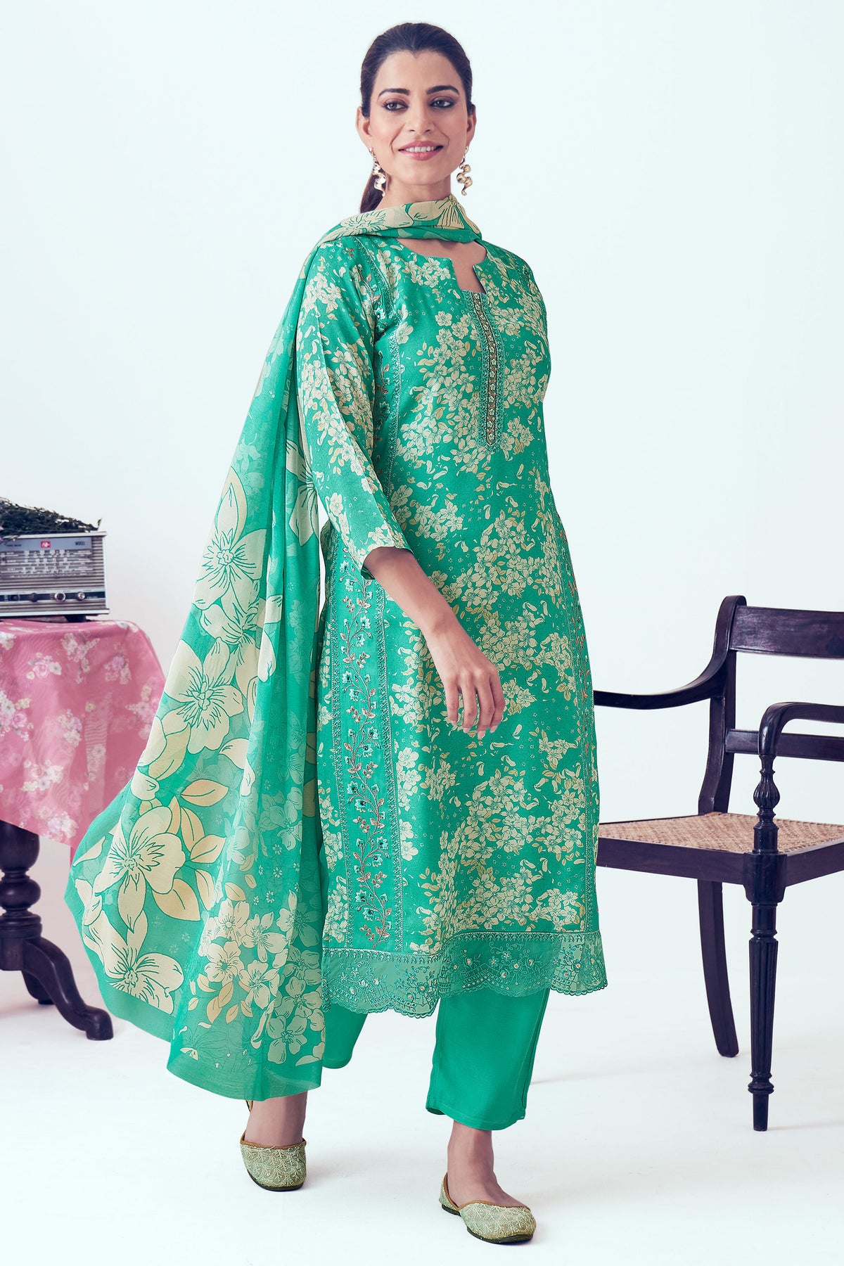 Pure Viscose Muslin Digital Print Straight Cut Salwar Kameez